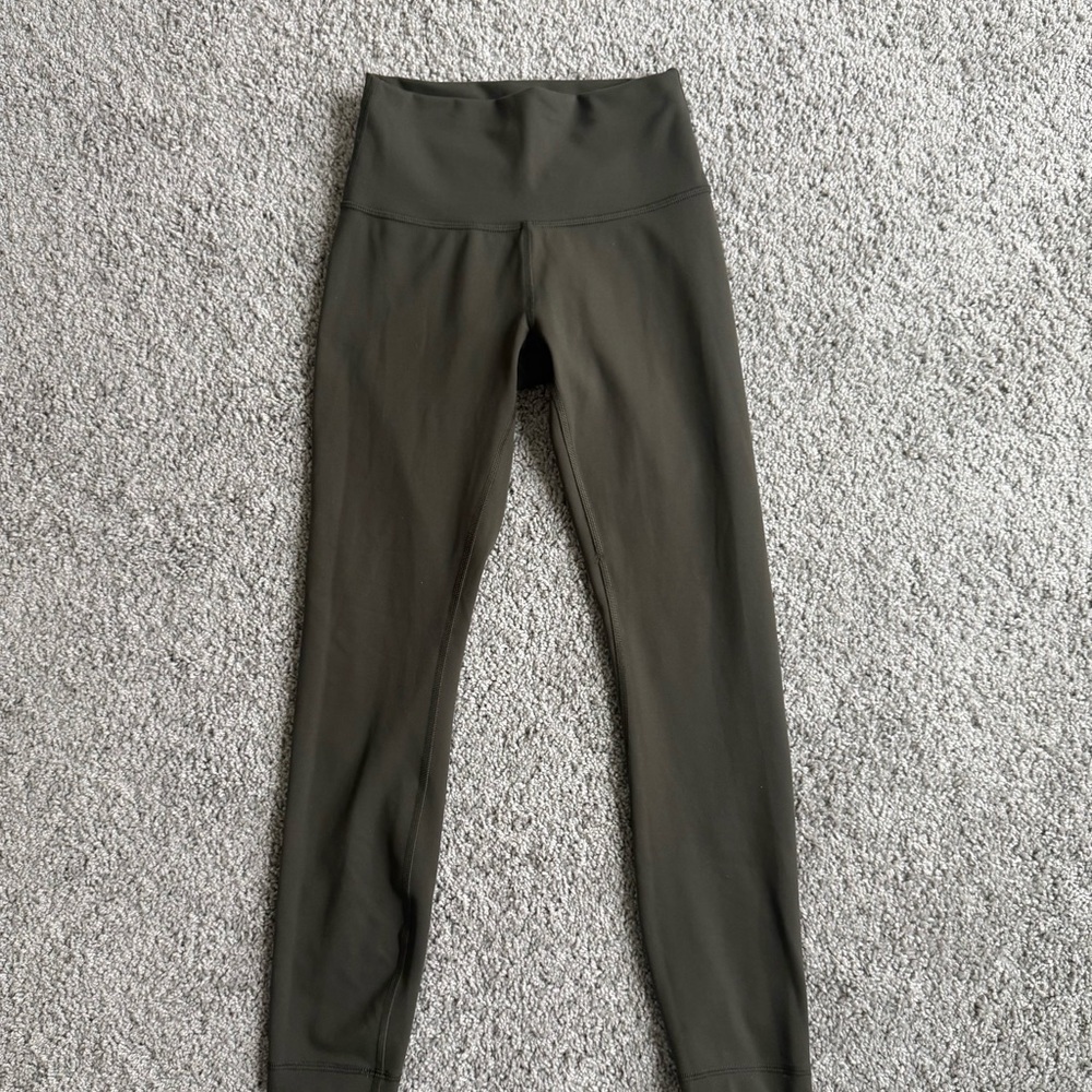 Lululemon Wunder Train High-Rise Tight 25” – Dark Olive – Size 4